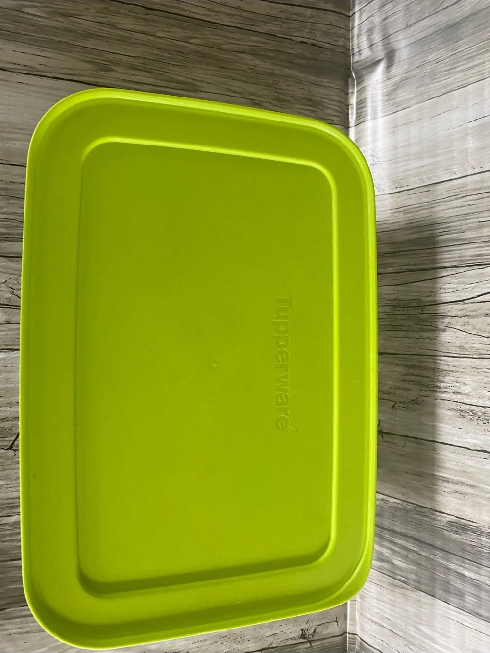 Tupperware about cups
